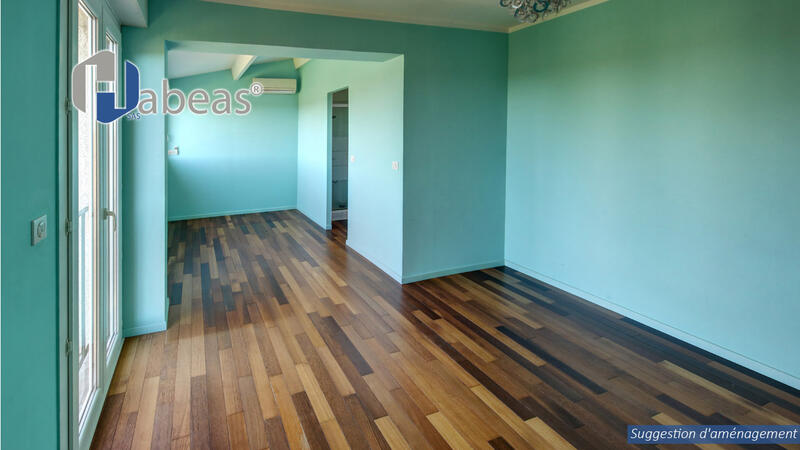 Maison - 123 m² - 4 pièces