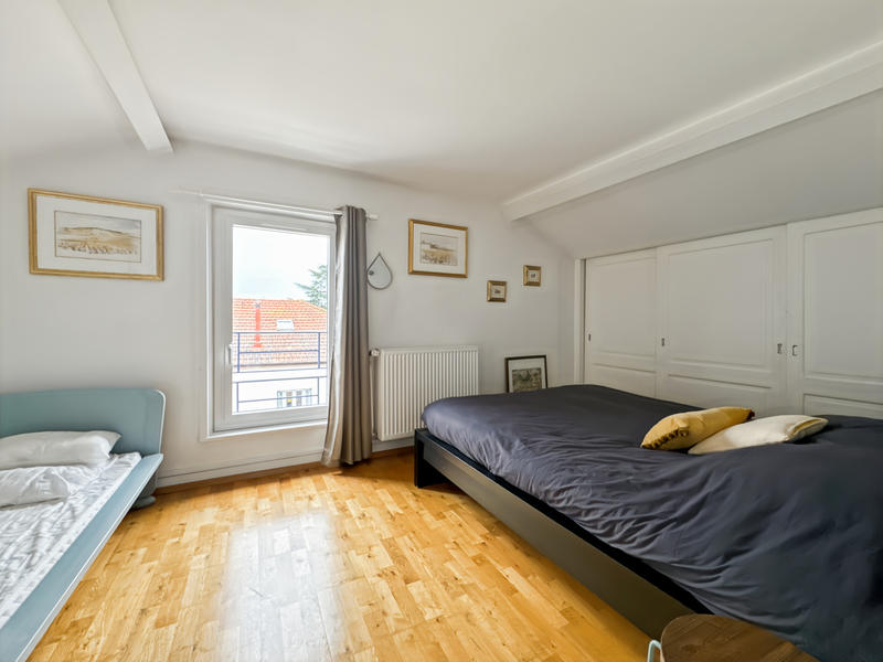 Maison - 172 m² - 8 pièces