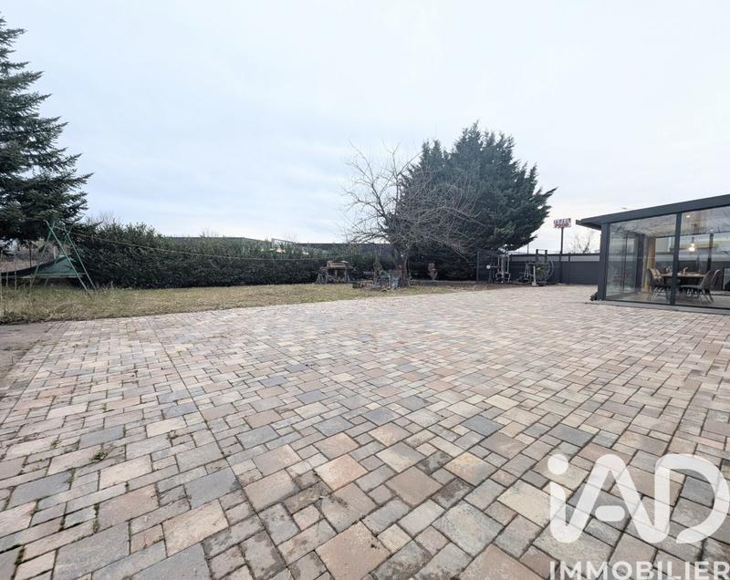 Maison - 210 m² - 6 pièces