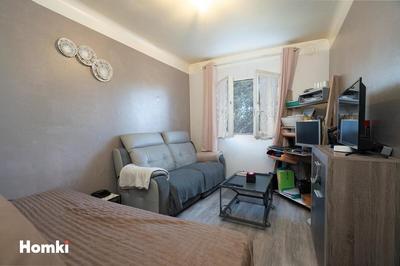 Maison - 84 m² - 5 pièces