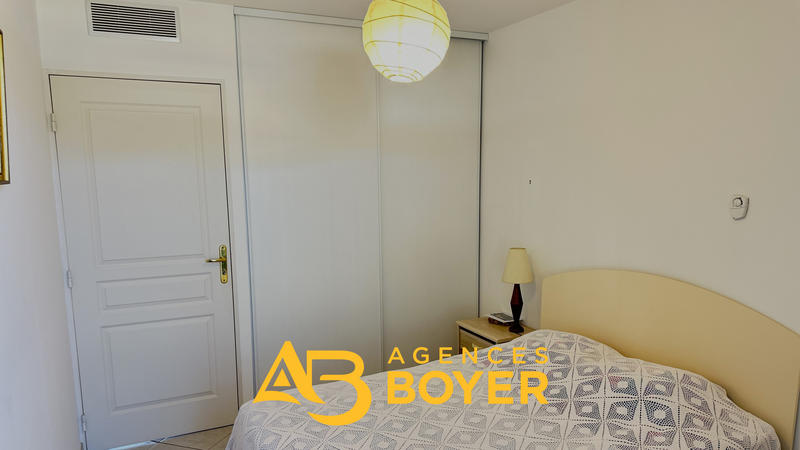 Appartement - 84 m² - 4 pièces