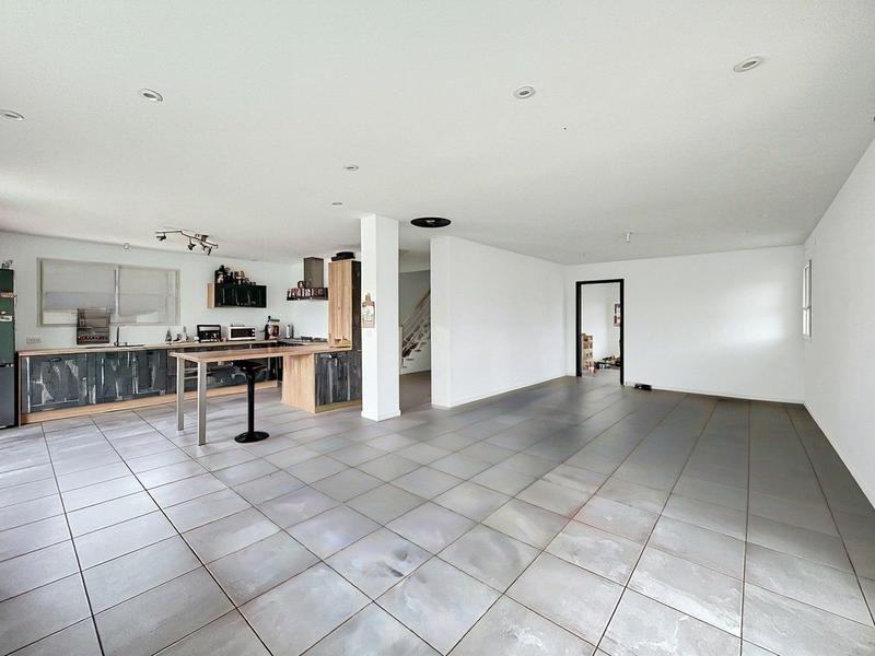 Maison - 157 m² - 8 pièces