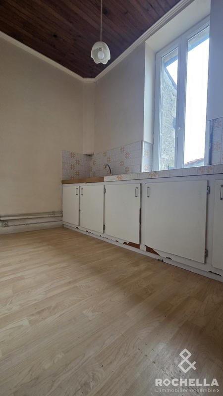 Maison ancienne - 227 m² - 9 pièces