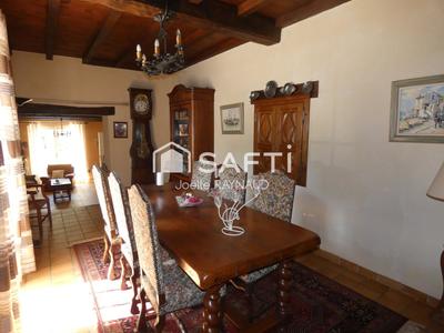 Maison - 160 m² - 7 pièces