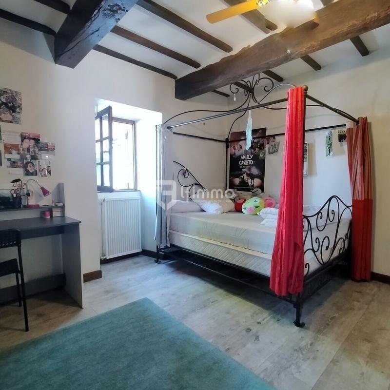 Maison - 190 m² - 5 pièces