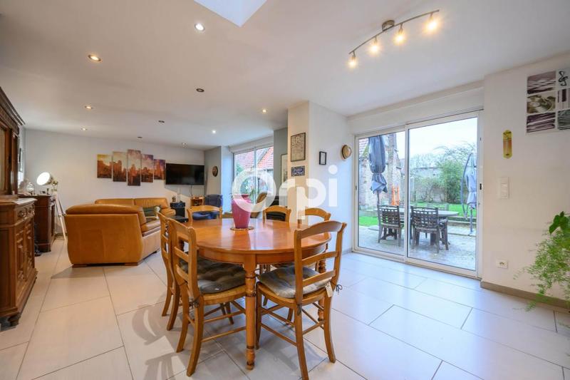 Maison - 141 m² - 5 pièces