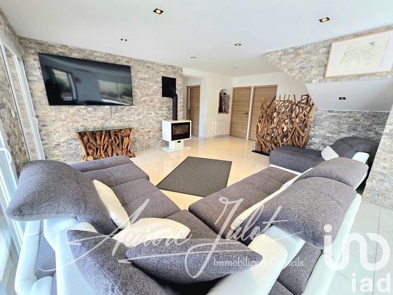 Maison - 183 m² - 5 pièces