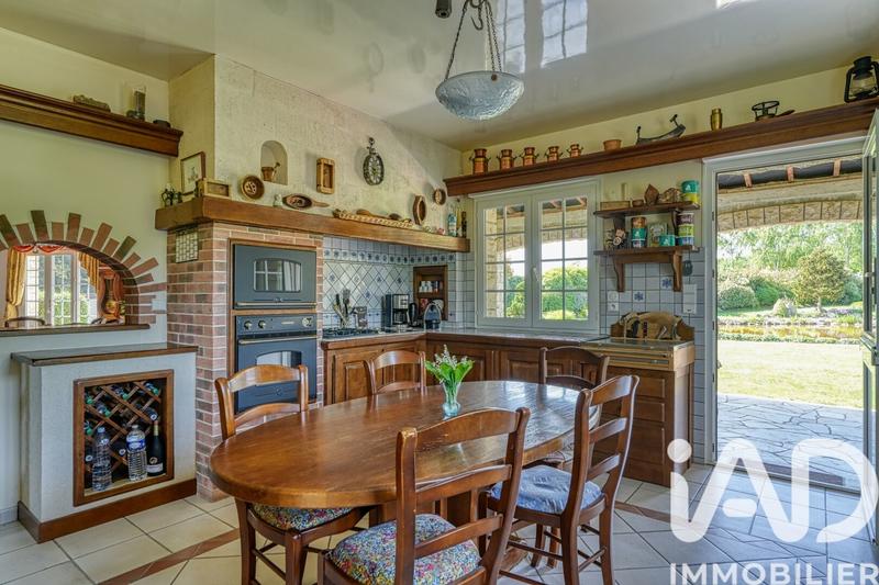 Maison - 290 m² - 8 pièces