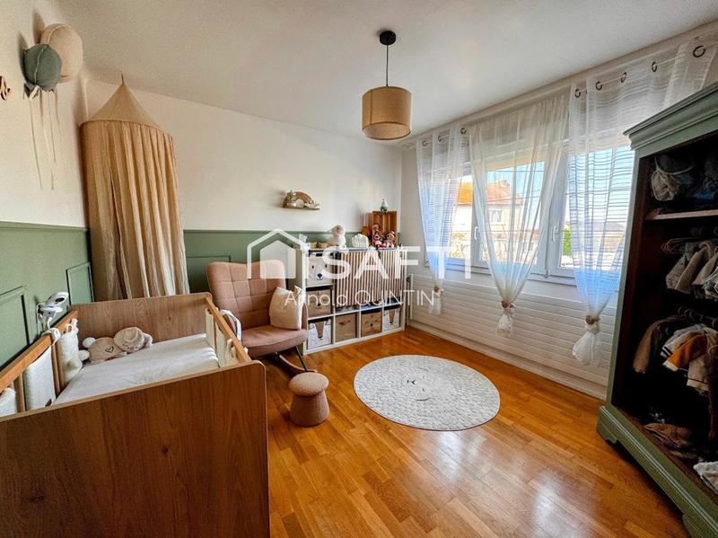 Maison - 170 m² - 7 pièces