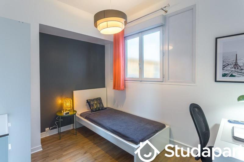 Chambre - 9 m² - 1 pièce