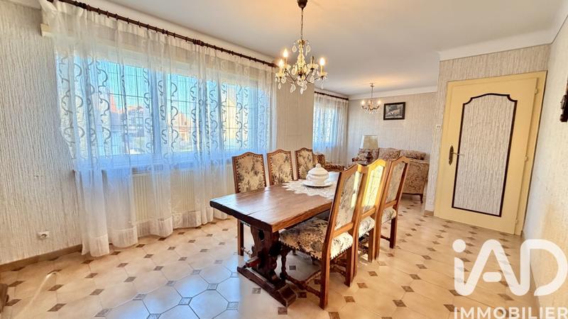 Maison - 121 m² - 5 pièces