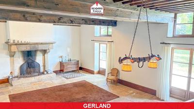 Propriété - 200 m² - 7 pièces