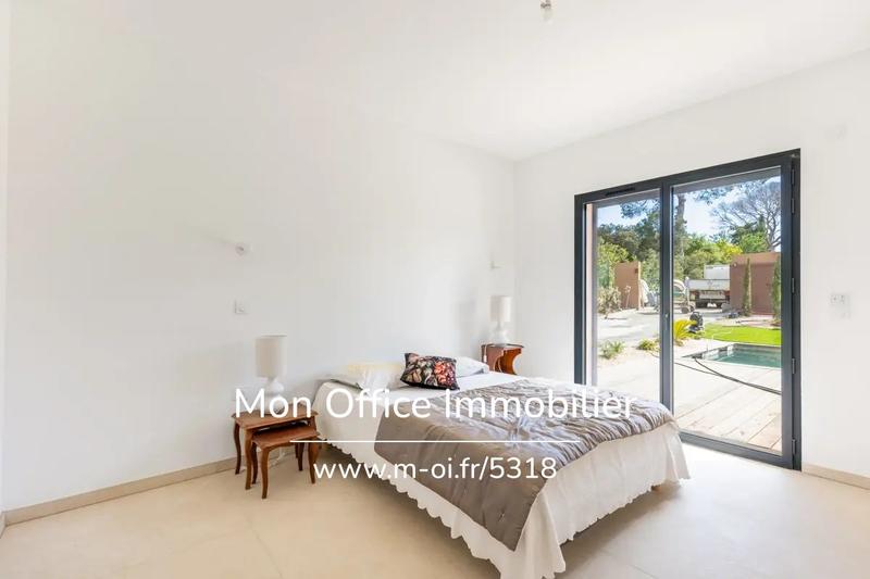 Maison - 291 m² - 8 pièces