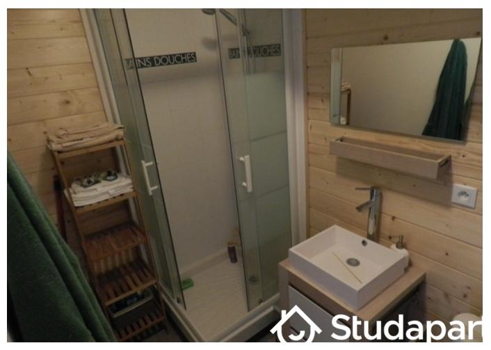 Chambre - 9 m² - 1 pièce