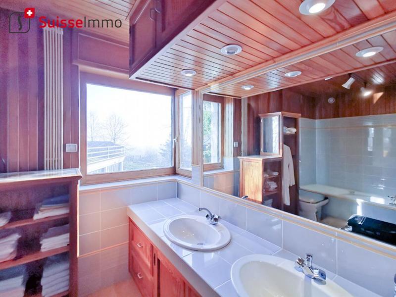 Pavillon - 261 m² - 11 pièces