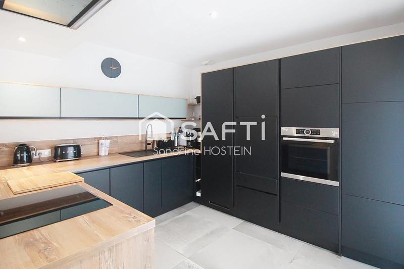 Maison - 96 m² - 5 pièces