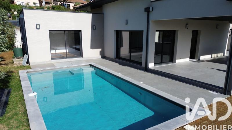 Maison - 145 m² - 5 pièces