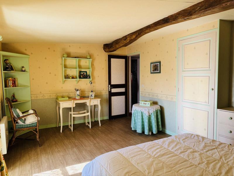 Maison - 167 m² - 5 pièces