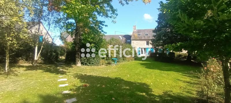 Maison - 554 m² - 18 pièces