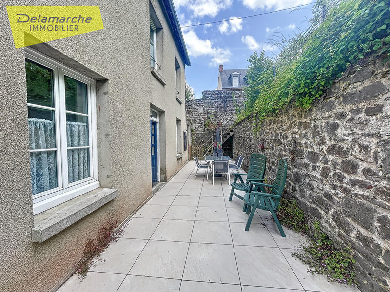 Maison - 88 m² - 6 pièces