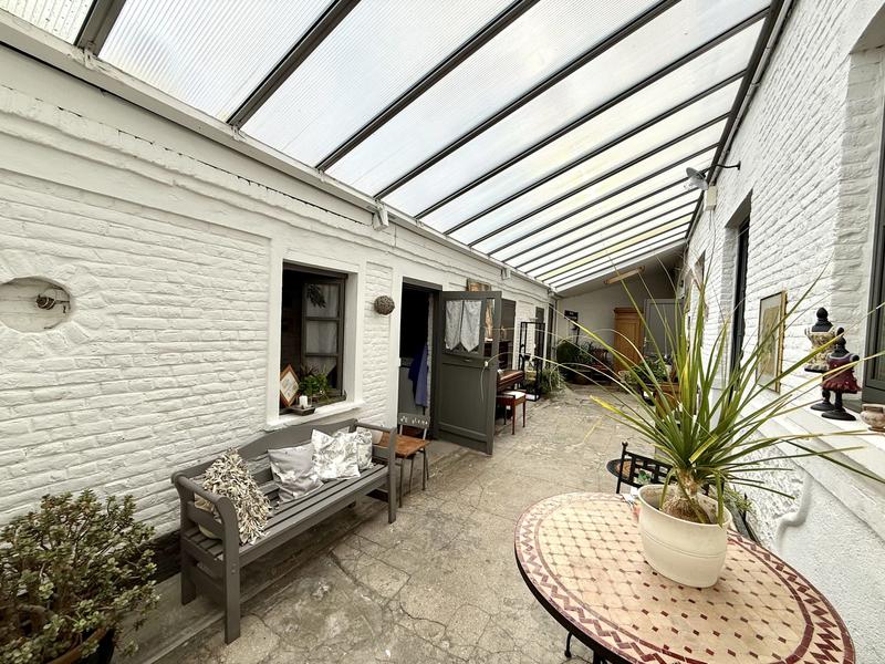 Maison - 166 m² - 8 pièces