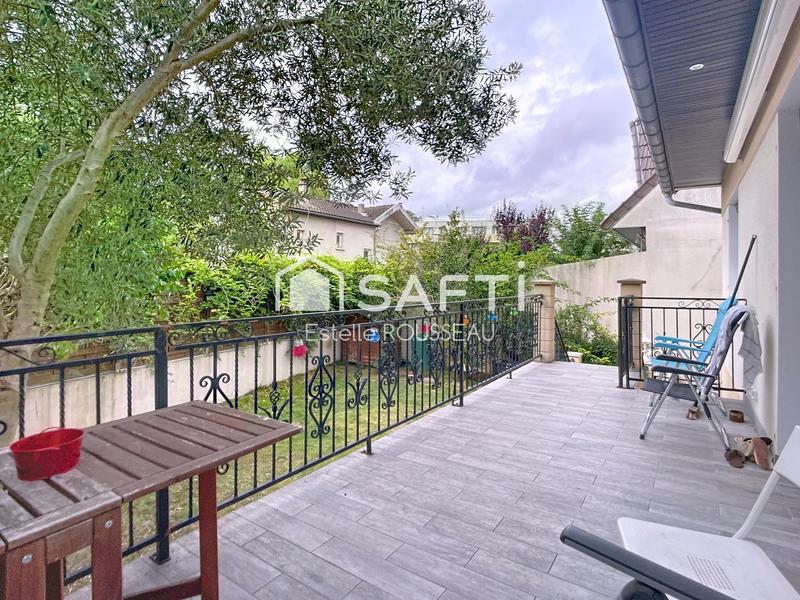 Maison - 145 m² - 8 pièces