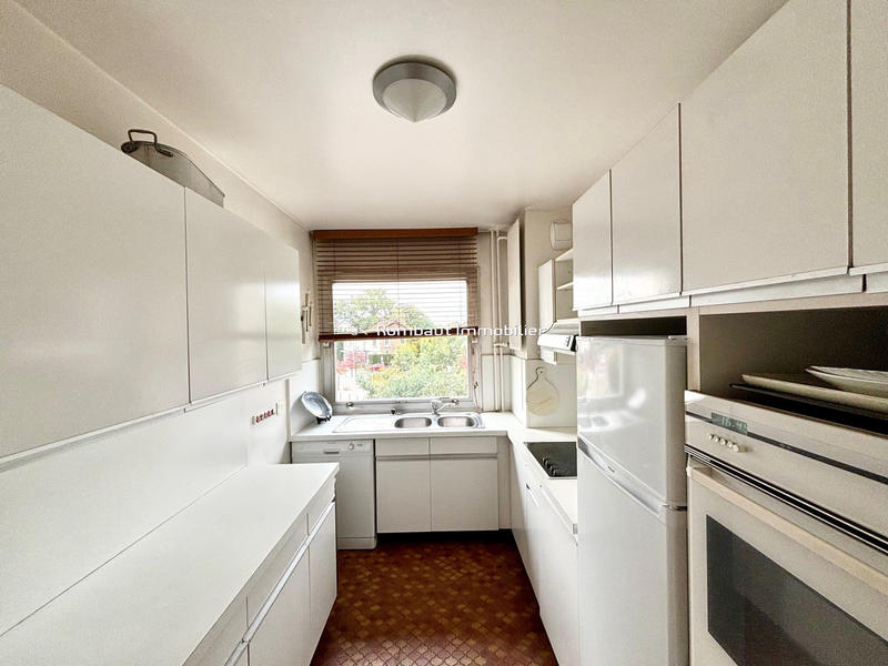 Appartement - 85 m² - 5 pièces