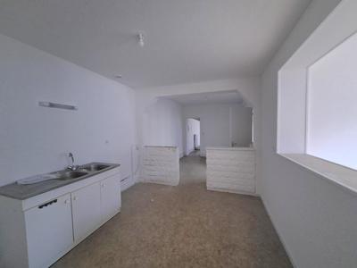 Maison - 130 m² - 4 pièces