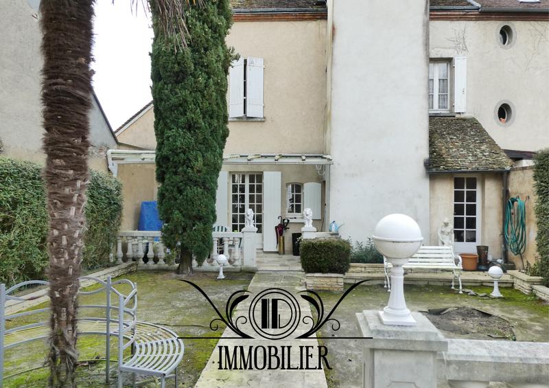 Maison - 135 m² - 6 pièces