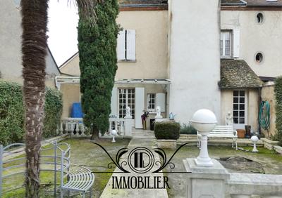 Maison - 135 m² - 6 pièces