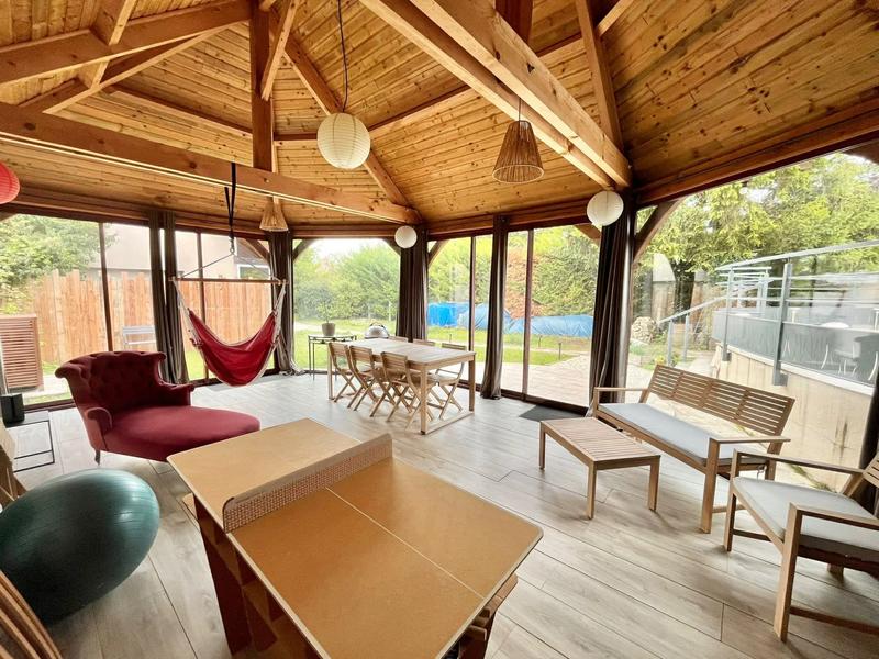 Maison - 162 m² - 7 pièces