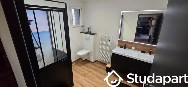 Chambre - 13 m² - 1 pièce