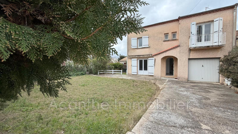 Maison - 110 m² - 4 pièces