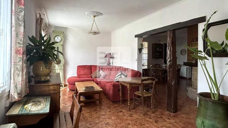 Villa - 100 m² - 5 pièces