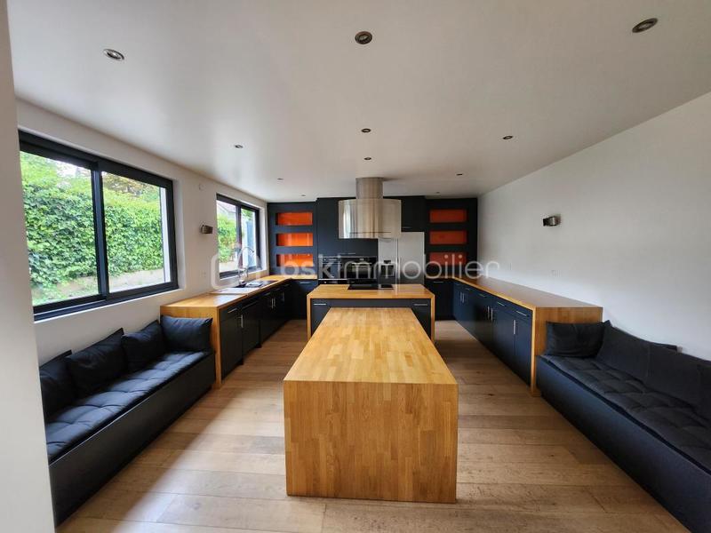 Maison d'architecte - 125 m² - 4 pièces