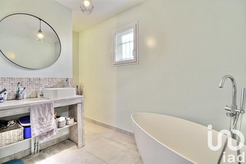 Maison - 101 m² - 4 pièces