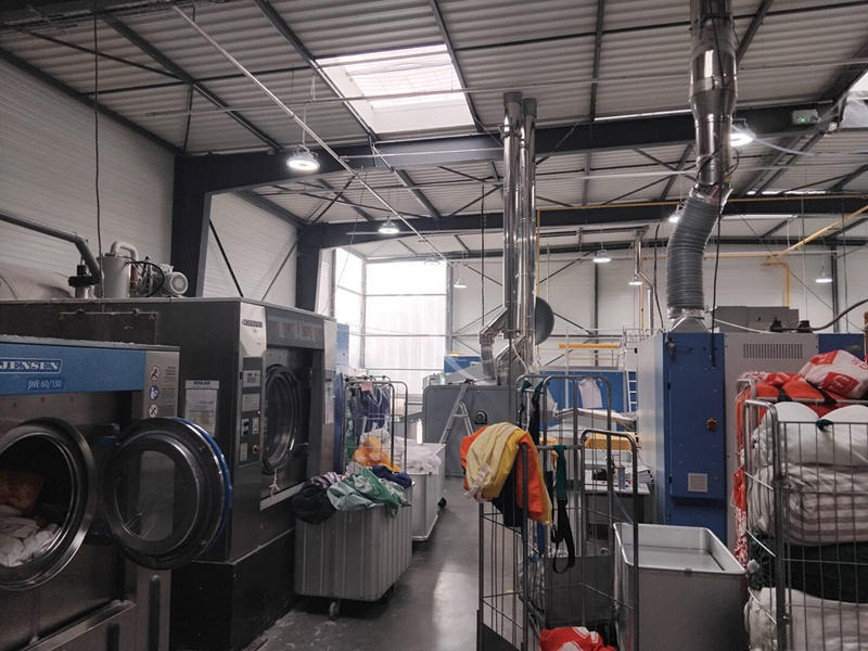 Local d'activité / Entrepôt - 800 m²