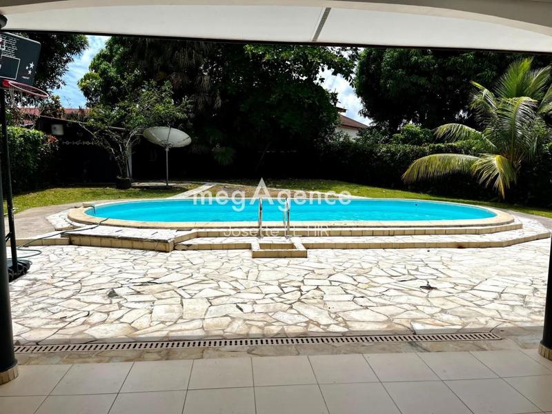 Villa - 134 m² - 5 pièces