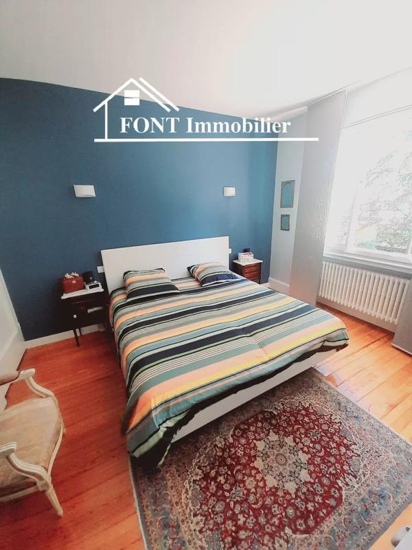 Maison - 208 m² - 8 pièces