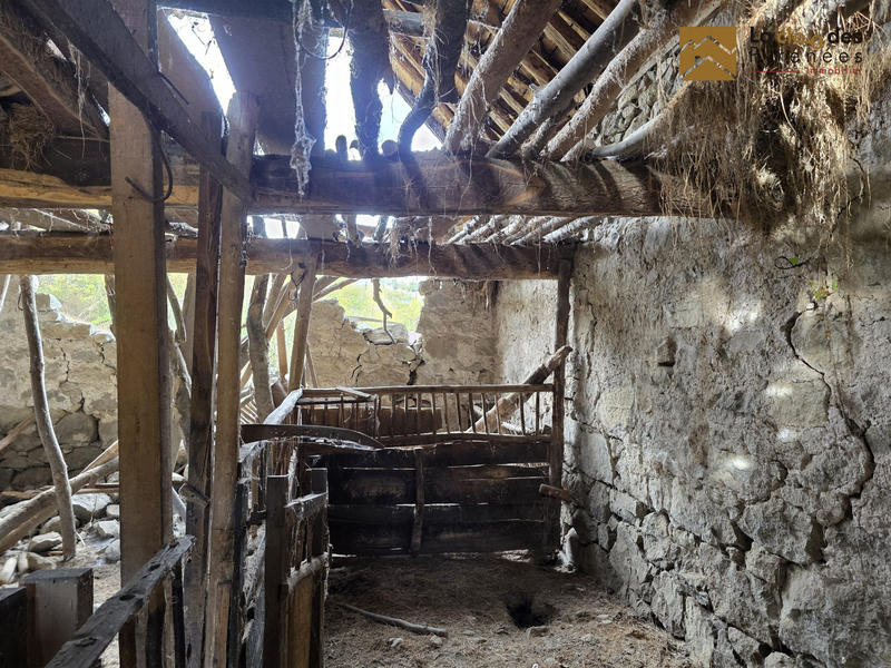 Maison ancienne - 85 m² - 1 pièce