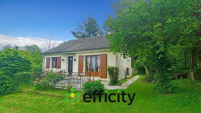 Maison - 90 m² - 5 pièces