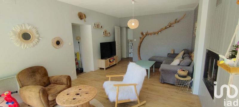 Maison - 205 m² - 9 pièces