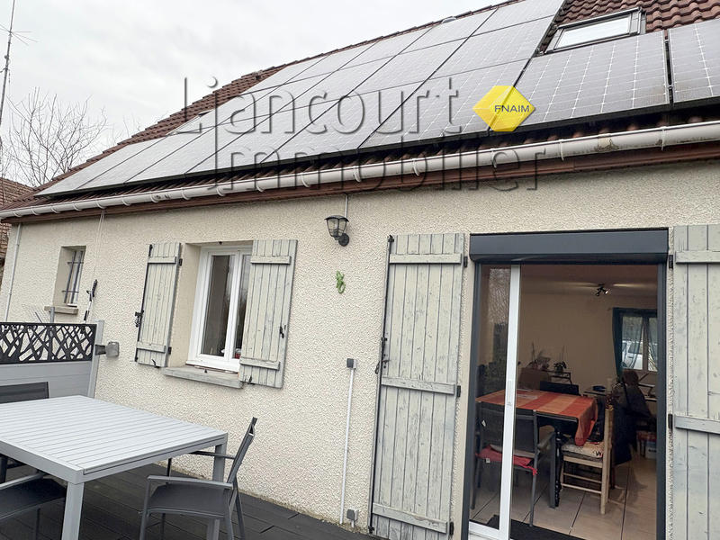 Maison - 98 m² - 6 pièces