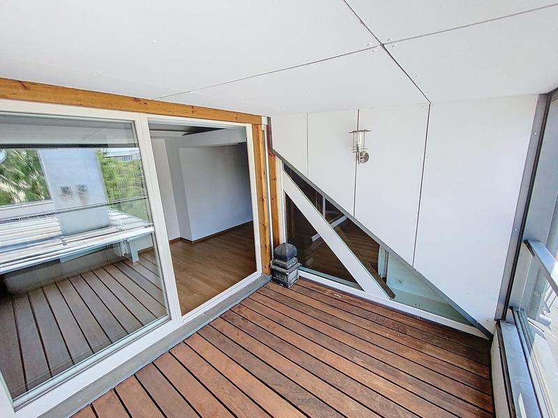 Appartement - 80 m² - 3 pièces