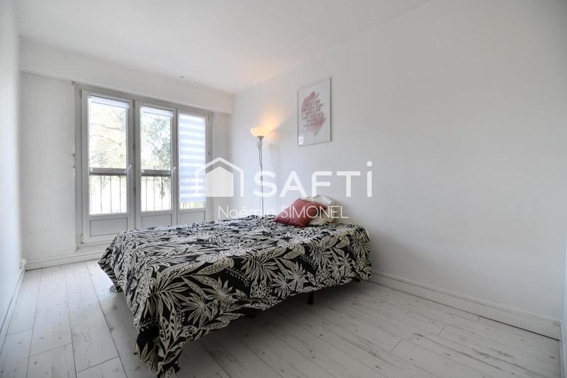 Appartement - 100 m² - 6 pièces