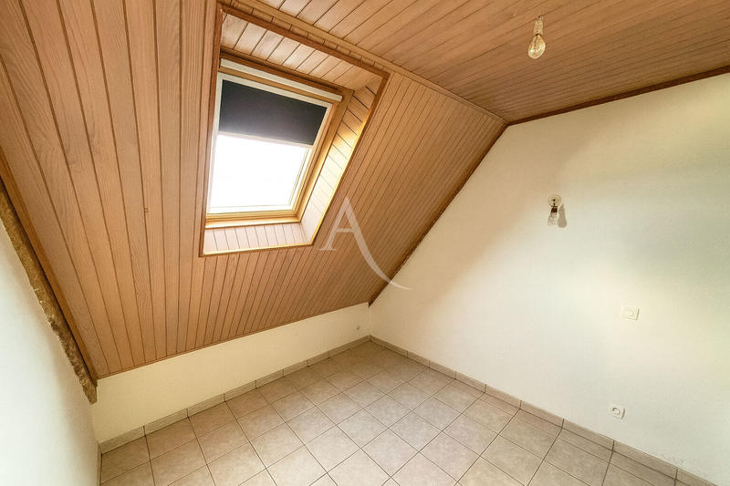 Maison - 62 m² - 5 pièces