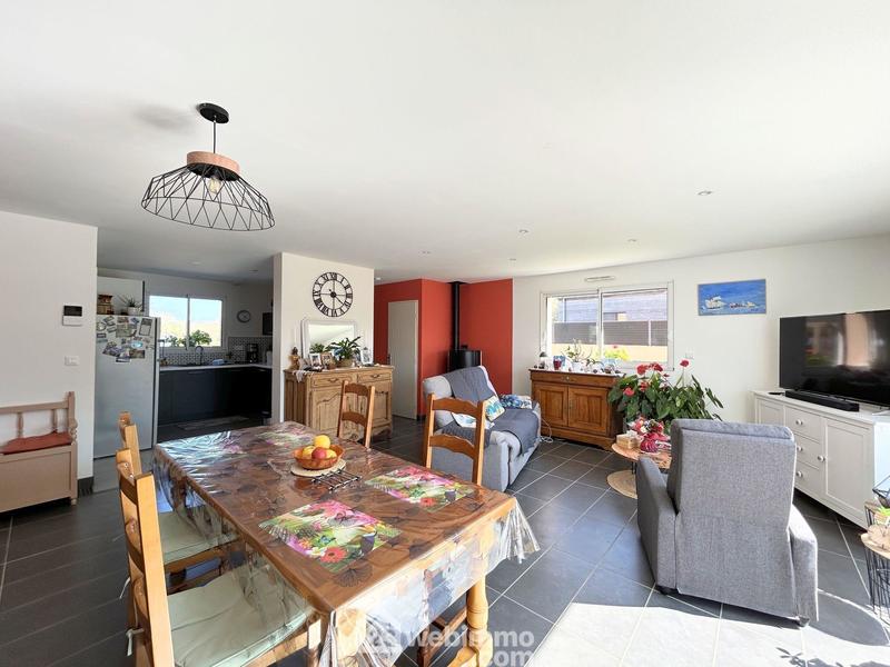 Maison - 110 m² - 5 pièces