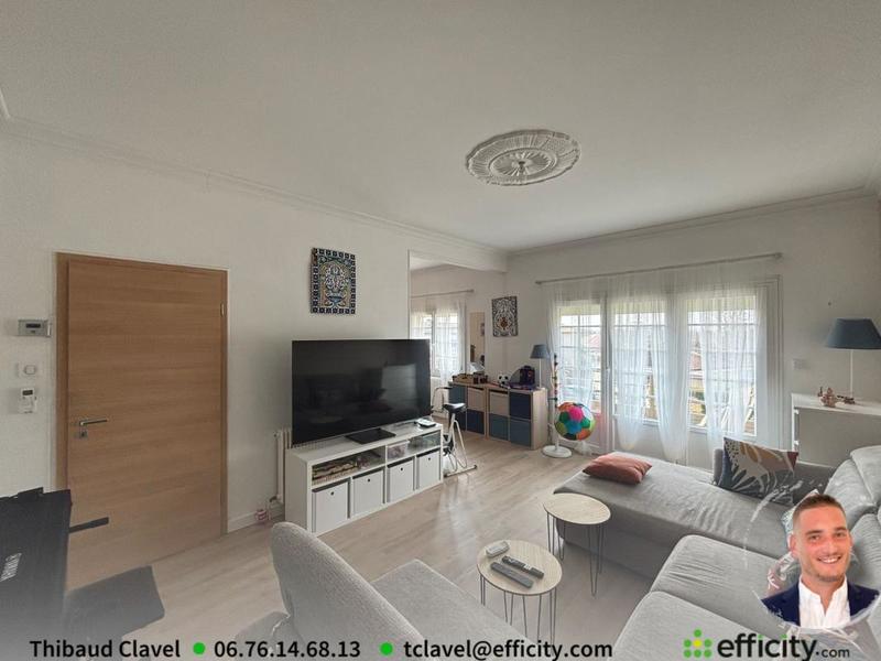 Pavillon - 133 m² - 7 pièces