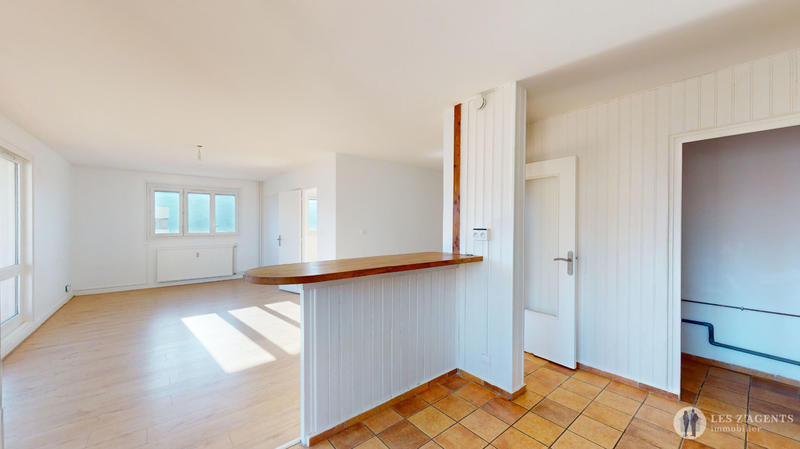 Appartement - 115 m² - 6 pièces