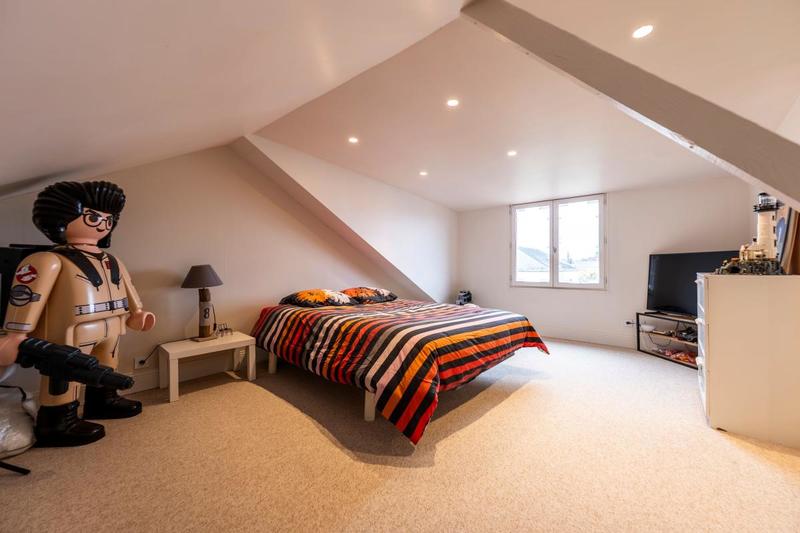 Maison - 226 m² - 5 pièces